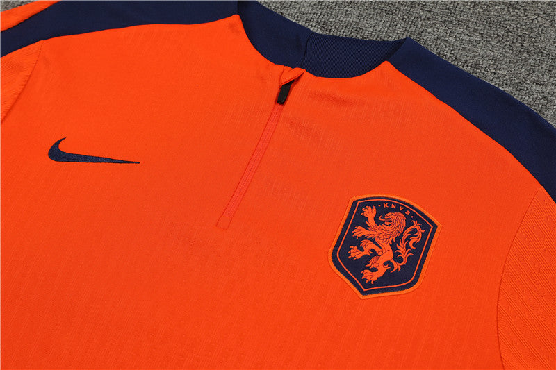 CONJUNTO DE ENTRENAMIENTO HOLANDA 2024 / VERSIÓN JUGADOR