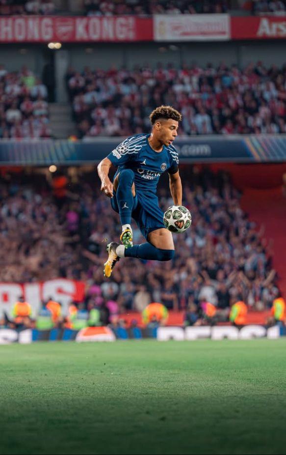 PSG Fourth - Doué - Player - STOCK