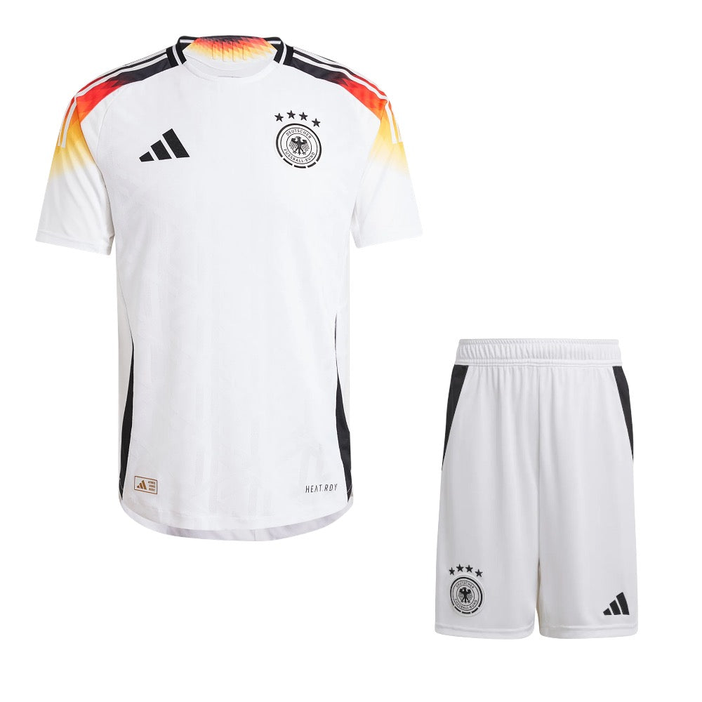 Alemania Home / Conjunto Niño