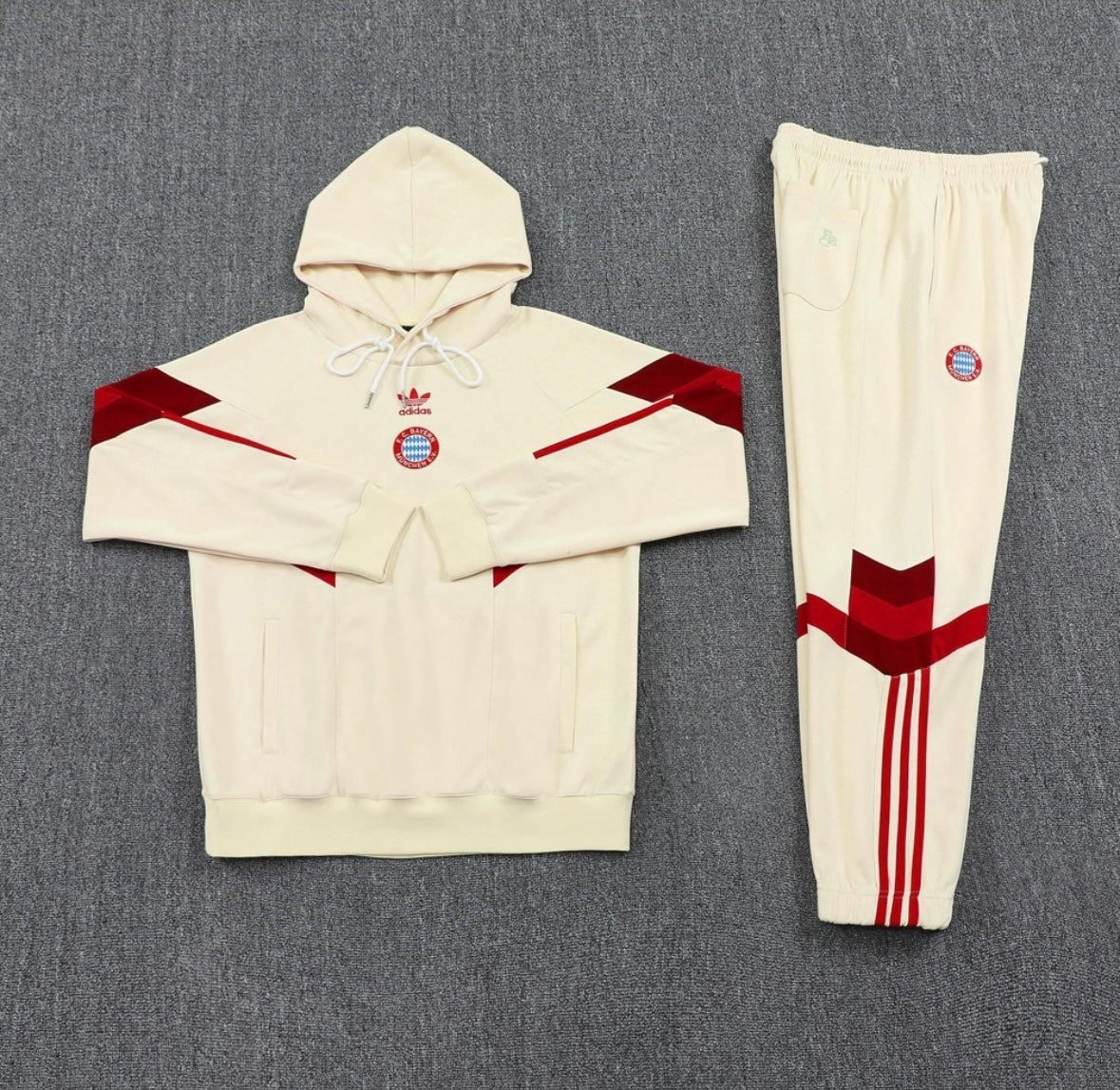 Conjunto Bayern / Adidas Originals