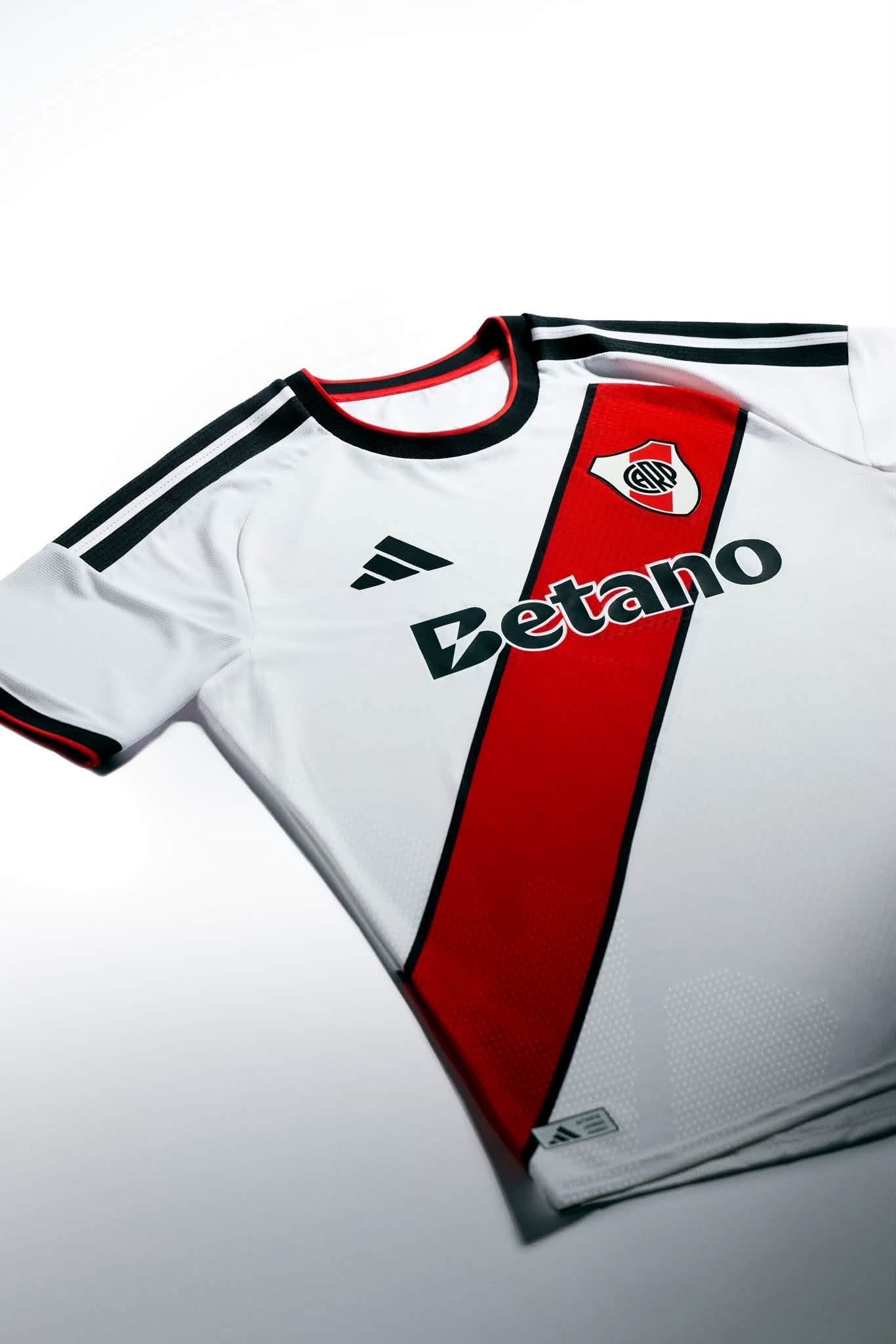 River Plate Home - 2026/27