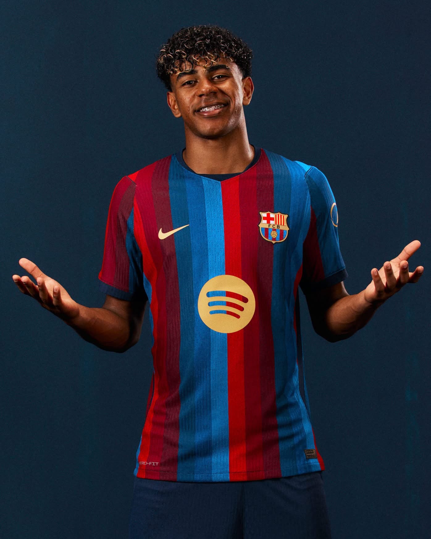 Barcelona Home - 2026/27